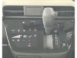 【オートエアコン】 設定温度は一定のまま、1年中、車内は快適空間♪快適温度♪