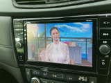 停車中にTVを楽しめるので、待ち時間も有効活用できます。移動中の休憩時間に、ニュースやドラマなどをチェックするのに最適です。