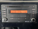 CD一体AM/FM電子チューナーラジオが装備されております。お好みの音楽を聴きながら快適にドライブできます。