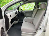 運転に必要な情報が視認しやすいインストゥルメントパネル。直感的な操作性で、運転に集中できます。