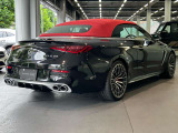 メルセデス・ベンツの定める厳しい基準をクリアしたお車のみをご案内させて頂きます。納車前整備はメーカー規定に基づき100項目にも及ぶ点検を熟練のメカニックによって行いご納車させて頂きます。