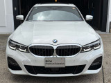 BMWを熟知したメカニックによる、360度の納車前点検。ドイツ本国と同様の教育・訓練を受けたメカニックが徹底的に点検、整備した後にお客様にお引渡しします。