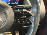 メモリー付きパワーシートが装備されている車両はシートの位置・ドアミラーの角度・ハンドルの位置を3名まで記憶出来ます。