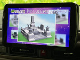 停車中には、TV番組や動画を楽しめます。休憩時間や待ち時間に、リラックスした時間を過ごせる便利な機能です。