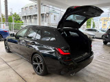 BMW正規ディーラー BMW Premium Selection調布の認定中古車です。厳しい基準をクリアした高品質車両のみ販売。BMW認定中古車保証付き(最長4年・距離無制限)、全国納車対応可能です。