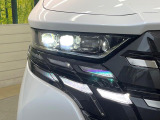 【LEDヘッドライト】悪天候や夜間走行時も良好な視界を確保し安心して運転できる高輝度LEDヘッドライトを装備!点灯速度が早く、消費電力も抑えられています。