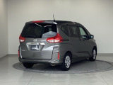 バックカメラが付いているのでバックでの車庫入れも安心です。