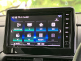 車両周辺の状況をわかりやすく表示。安全な運転をサポートする機能が、ドライバーを安心させます。