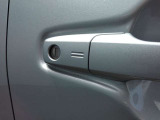 運転席ドアハンドル周辺の写真です。