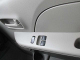 万一の衝突に備えて、いつでも安心して運転できるようエアバックシステムなどの安全装備を標準搭載!!