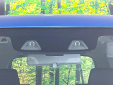【スズキ セーフティサポート】走行中に前方の車両等を認識し、衝突しそうな時は警報とブレーキで衝突回避と被害軽減をアシスト。より安全にドライブをお楽しみいただけます。