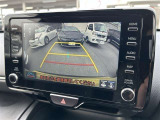 バックガイドモニター機能付きです!バックする際に後方の様子をカーナビのモニター上に表示してくれます。運転席にいながら、後方が確認できるので、バック駐車が、スムーズに行えます。