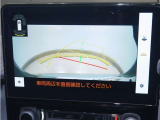 【バックモニター】後方の死角や障害物などを安全確認しながら駐車できます。運転初心者も熟練者も安心ですね♪