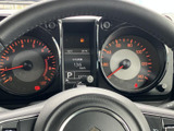 視認性の高いメーター類は、運転に必要な情報を的確にドライバーへ伝えます。運転に集中できる、シンプルで洗練されたデザインが特徴です。