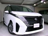 日産ディーラーの自動車保険にご加入いただくと付いてくる日産オリジナルサービスもご用意しております。アクシデント時の駆けつけやレッカー移動サービスなど・・・いざという時に頼りになります。