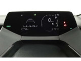 マルチインフォメーションディスプレイ付きのメーターです!エコ運転へ導く多彩な情報を表示してくれます。