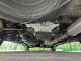 【本州仕入れ】のお車ですので、エンジンルームや下回りのサビも比較的少なく、お車を長く乗りたい方にぴったりの1台となっております♪