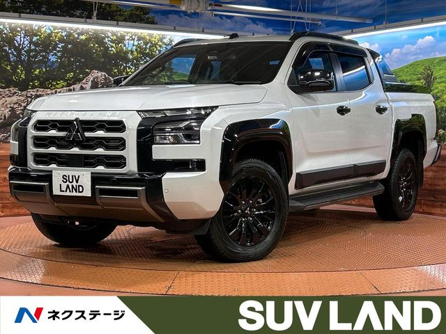 トライトン 2.4 GSR ディーゼル 4WD 