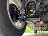 お車を安心してお乗りいただく為には、足回りの定期点検が欠かせません。サービスサポート(有償保証)では無料点検もご提供しており、安心のカーライフをお過ごしいただけるサポート体制が整っています。