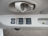 4WDを中心に大きな展示場に幅広い車種を展示しております。ゆっくりと色々な車種をご覧になりお客様の1台をお選びください。敷地内での試乗も出来ますのでお気軽にお声かけ下さい。