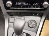 運転席の操作箇所です。ぜひ一度ご来店のうえご覧になってみてください♪