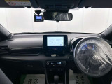 落ち着いたカラーの内装で、ゆったりと運転したい方に。
