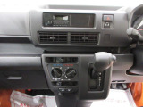 中古車は一物一価、同じようなお車でも、整備状況、外内装の状態など様々です。
