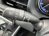 雨天時や視界不良時でも、クリアな視界を確保。運転中の安全性を高めます。様々なモードを切り替え、状況に応じた運転をサポートします。