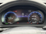 クラウンクロスオーバー 2.5 G アドバンスト レザー パッケージ E-Four 4WD 本革シート