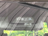 【トヨタセーフティセンス】走行中に前方の車両等を認識し、衝突しそうな時は警報とブレーキで衝突回避と被害軽減をアシスト。より安全にドライブをお楽しみいただけます。