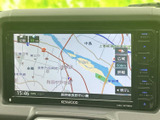 高精細な地図が、運転をサポートします。わかりやすい表示で、初めての道でも安心して運転できます。