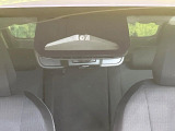 【トヨタセーフティセンス】走行中に前方の車両等を認識し、衝突しそうな時は警報とブレーキで衝突回避と被害軽減をアシスト。より安全にドライブをお楽しみいただけます。