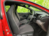 運転席からの視界は良好。操作しやすい配置で、快適なドライビングをサポートします。