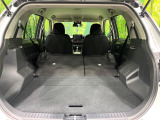 普段のお買い物や通勤、送迎等に十分な荷室スペースを確保しております。セカンドシートを倒すと、大きな荷物の積載も可能です♪