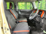 運転席シート廻りは使用感も少なく、良好な状態となっています。丁寧に使われていたことがよくわかりますね。