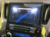 【BIG-X11インチナビ】人気の大画面BIG-Xナビを装備。専用設計で車内の雰囲気にマッチ!ナビ利用時のマップ表示は見やすく、テレビやDVDは臨場感がアップ!いつものドライブがグッと楽しくなります♪