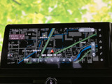 高精細な地図表示で、道に迷う心配はありません。スムーズなナビゲーションで、いつも快適なドライブをサポートします。目的地設定も簡単。