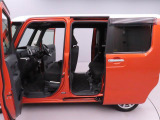 愛知ダイハツではお車をご購入頂いた後が本当のお付き合いのスタートだと思っています。 ですので定期点検や車検もお得なパックをご用意してお客様に頼りにされるダイハツディーラーを目指しています☆