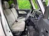 運転席シート廻りは使用感も少なく、良好な状態となっています。丁寧に使われていたことがよくわかりますね。
