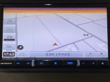 ナビゲーションはフルセグTV対応のメモリーナビ(社外品)を搭載しています。Bluetoothオーディオ機能がありますので、スマートフォンなどの音楽も再生できます。