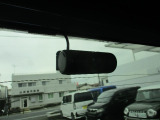 リアへドライブレコーダーを装備しております。