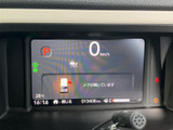 見やすいメーターパネルは、運転に必要な情報を的確にドライバーへ伝えます。デジタル表示で、様々な情報を確認可能です。