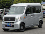 ★走行わずか3770キロ!綺麗な室内!新車保証書・取説完備!内装・外装ともに程度上物です!装備も充実の一押し車、お急ぎ下さい!★