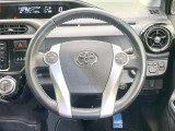 【純正革巻きステアリング】上質な革を使用することで、手にしっかり馴染みとても運転しやすいハンドルです♪