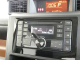 純正CD/AM/FMオーディオを装備しています。