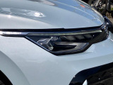 先進のIQ.LIGHT搭載 22個のLEDライトが前方の道路状況を検知し照射エリアを確保。