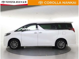 両側パワースライドドア付きだから、狭い駐車スペースなどでの 乗り降りラクラク!小さなお子さまのいるご家庭には嬉しい装備。