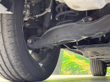 お車を安心してお乗りいただく為には、足回りの定期点検が欠かせません。サービスサポート(有償保証)では無料点検もご提供しており、安心のカーライフをお過ごしいただけるサポート体制が整っています。