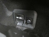 災害時にも安心。家庭用電化製品が使用できるAC100V、1500Wのコンセント付きです。