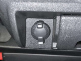 シガーソケット用の充電器が使用可能です!